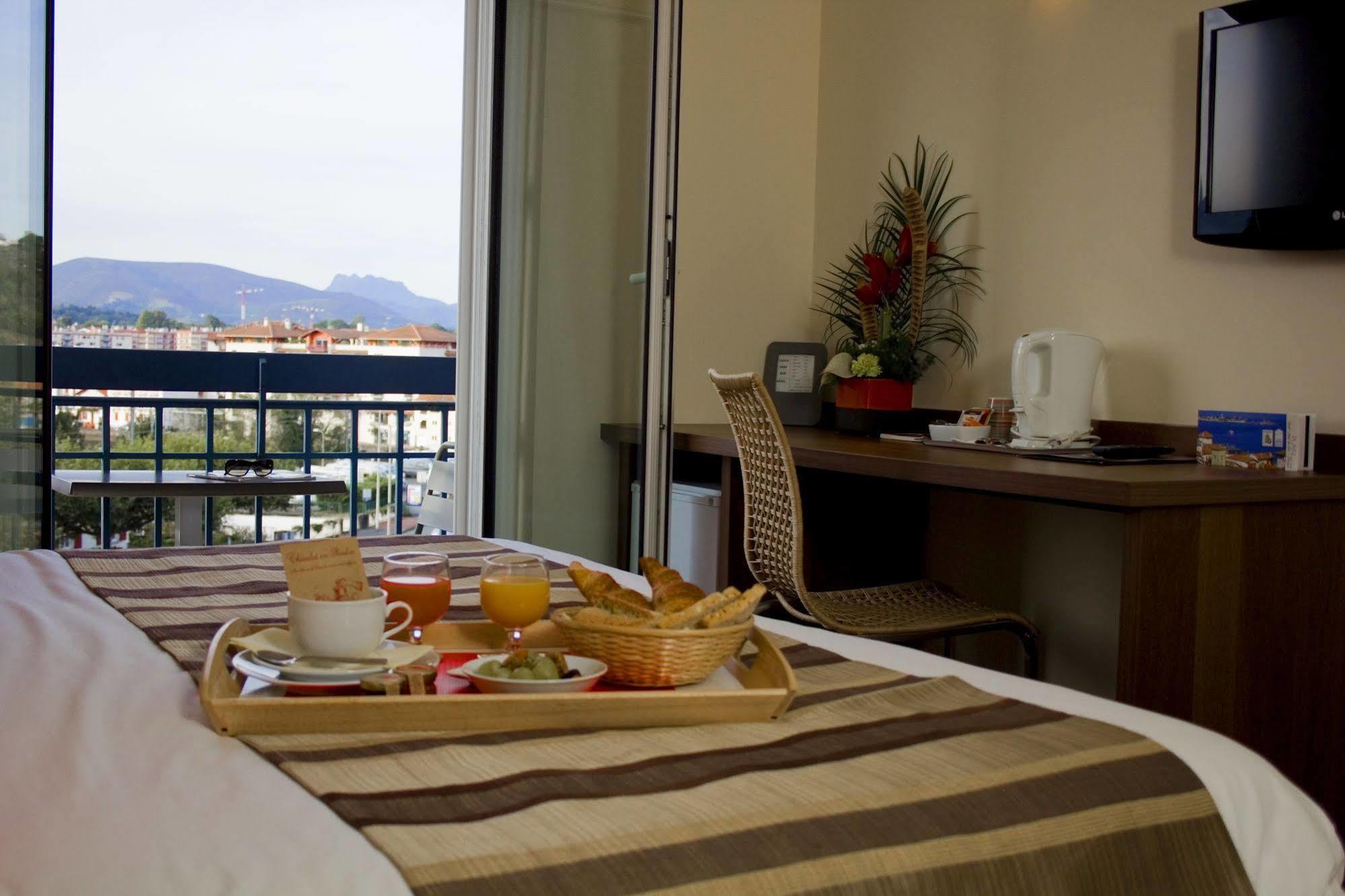 Hotel Le Relais Saint-jacques 3*